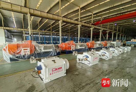 乳化液泵 靜音箱機組 限位器等產品走出國門,收獲全球訂單,雄州 智 造走向世界